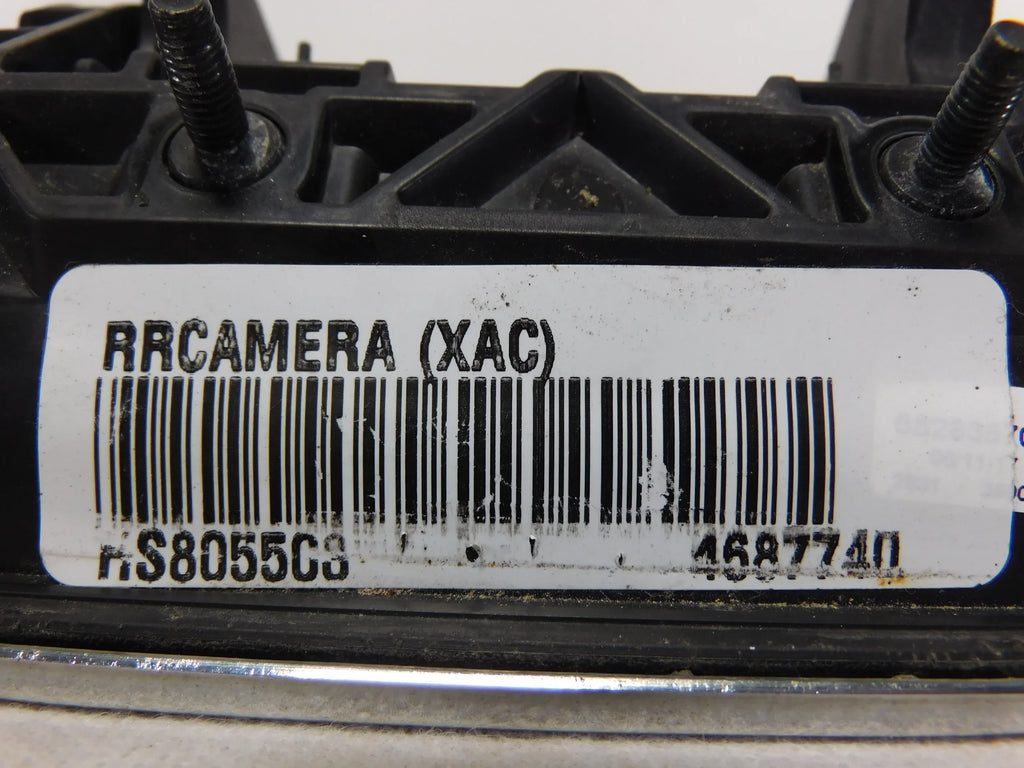 Pre-Owned 16-22 Dodge Ram 1500 Locking Taiate Handle w/ Rear View Camera OEM LKQ (Good)