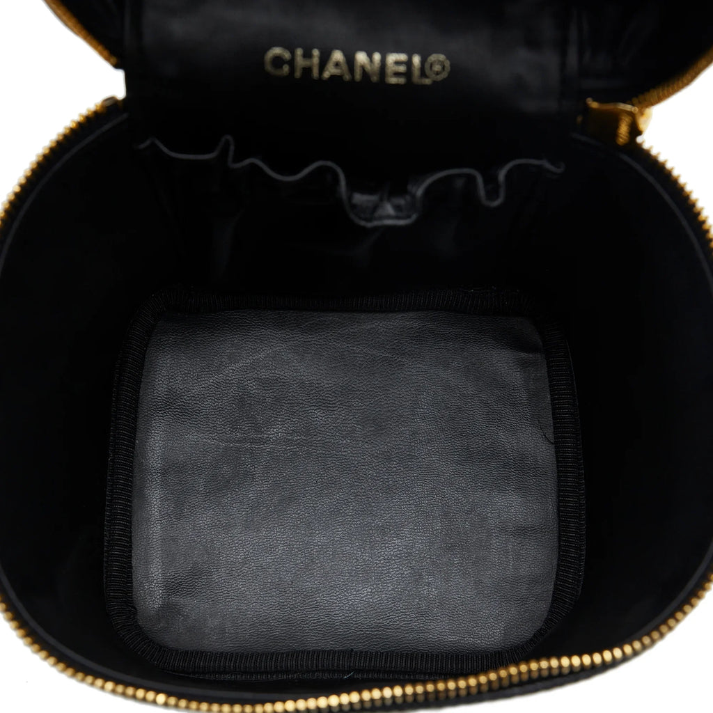 Pre-Owned Authenticated Chanel CC Caviar Vanity Bag Leather Dark Unisex (Good)