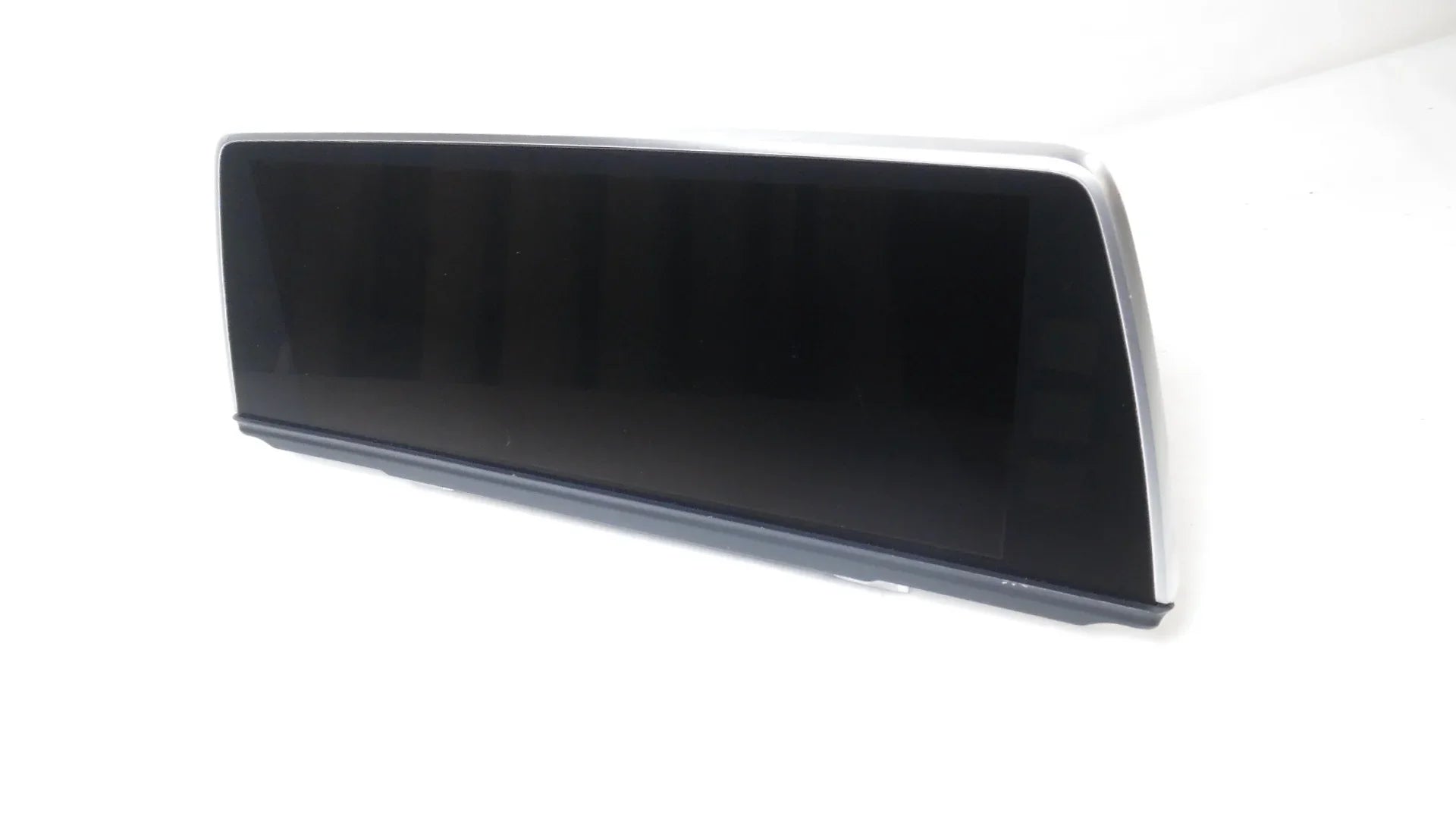 Pre-Owned 2016 2017 750 Information Display Screen 10.25 CID Dash Mounted OEM (Good)