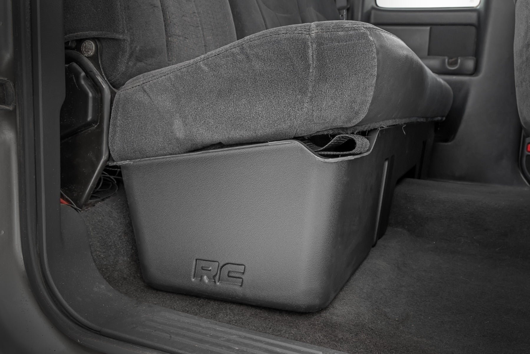 Rough Country Under Seat Storage for 99-06 Chevy/GMC 1500/2500/3500 - RC09021