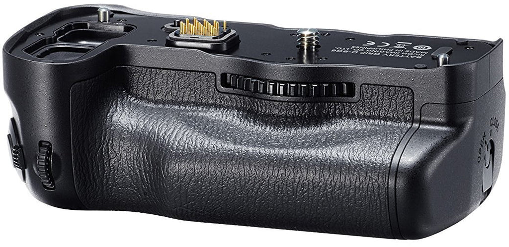 Pentax K-1 Mark II DSLR Camera with D-BG6 Battery Grip, Camera Gadget Bag Bundle