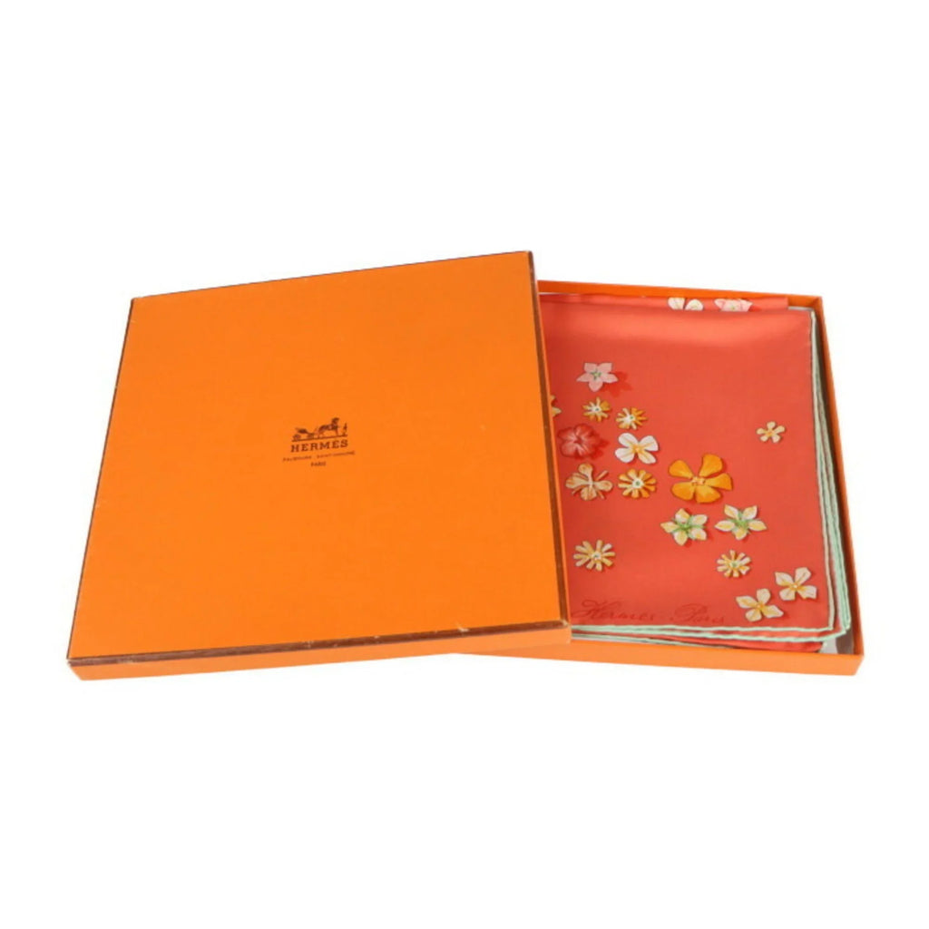 Pre-Owned HERMES Hermes FLOWER POWER Carre 90 scarf silk CORAIL pink series multicolor (Like New)