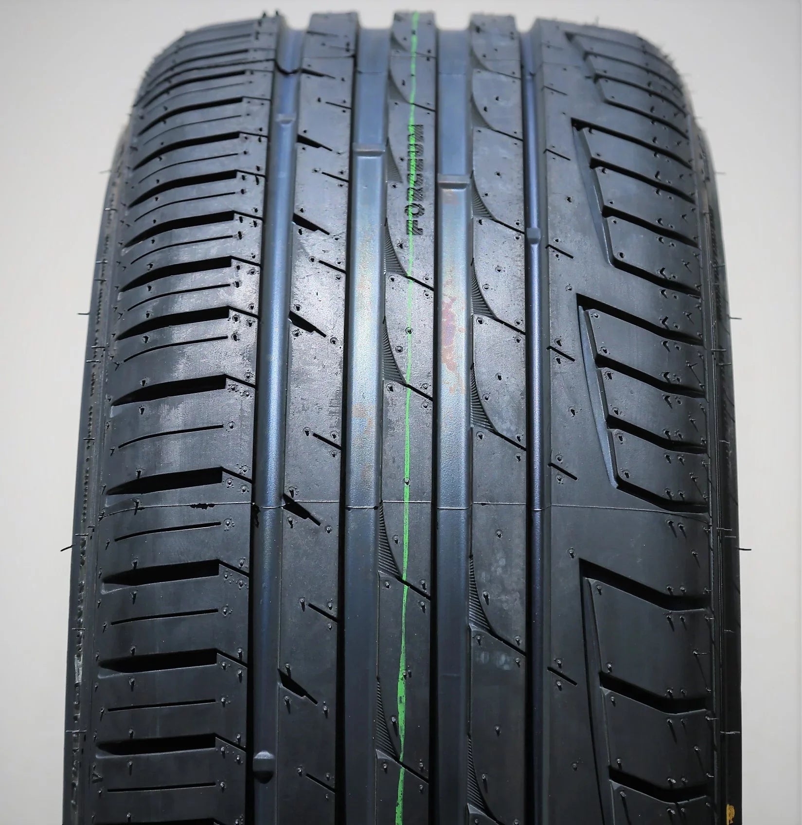 Set of 4 (FOUR) Forceum Octa 245/35R20 ZR 95Y XL A/S High Performance Tires Fits: 2017-19 Mercedes-Benz E300 4Matic, 2010-16 528i Base