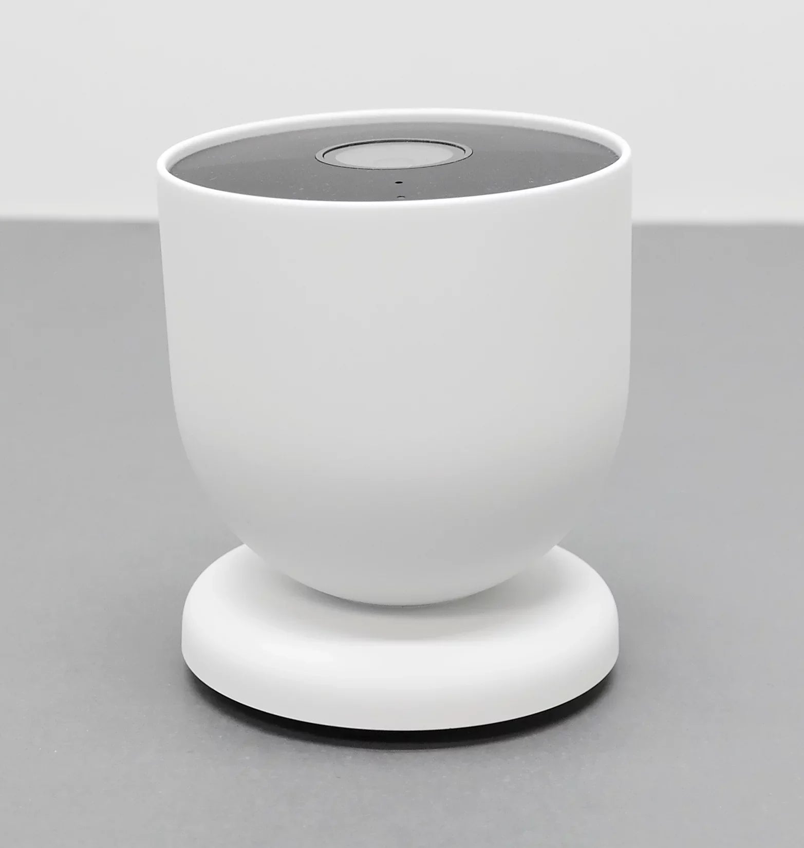 Pre-Owned G3AL9 Nest Cam GA01317-US Surveillance Camera (Battery) - White W/ LOOPS