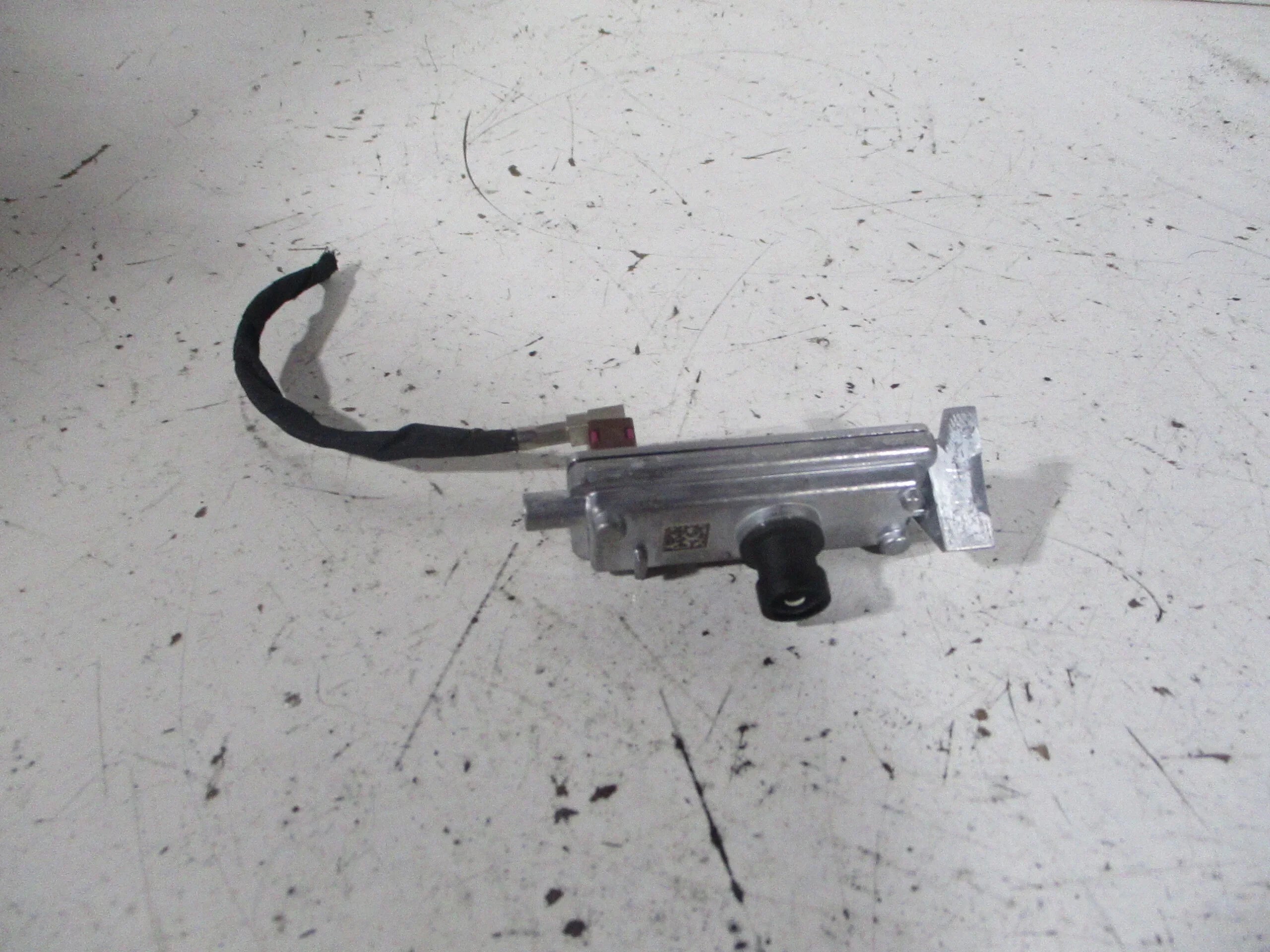 Pre-Owned 24 Jeep Grand Cherokee Front Windshield Mounted Camera OEM LKQ (Good)