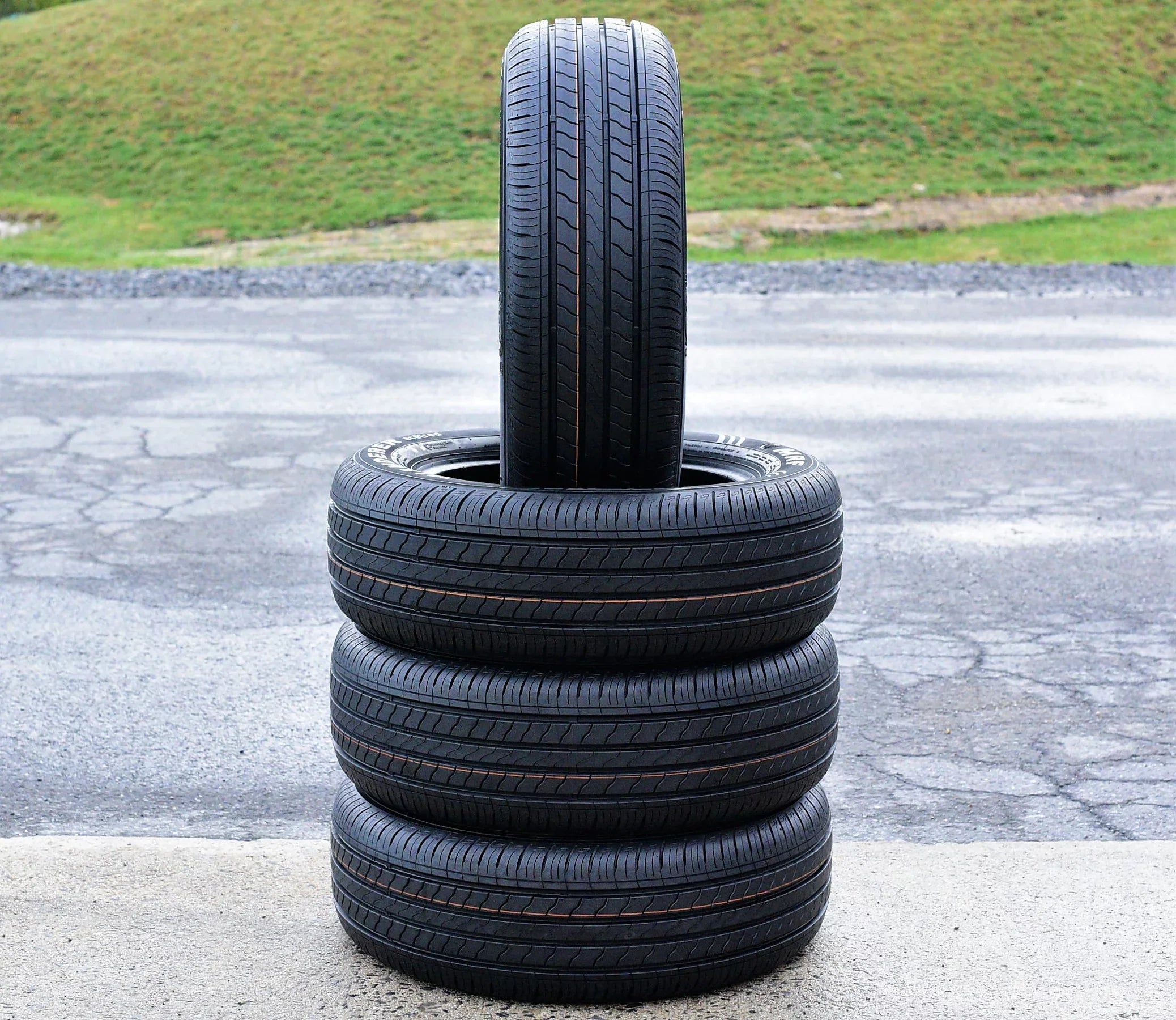Set of 4 (FOUR) MRF Wanderer Street A1 195/60R16 89H AS A/S All Season Tires
