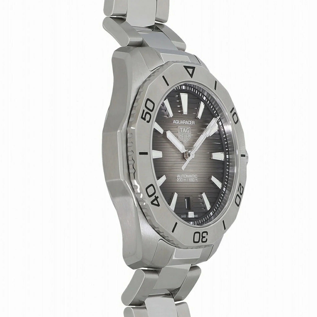 Pre-Owned Tag Heuer Aquaracer Professional 200 Caliber 5 Jet WBP2110.BA0627 Men's Watch (New)