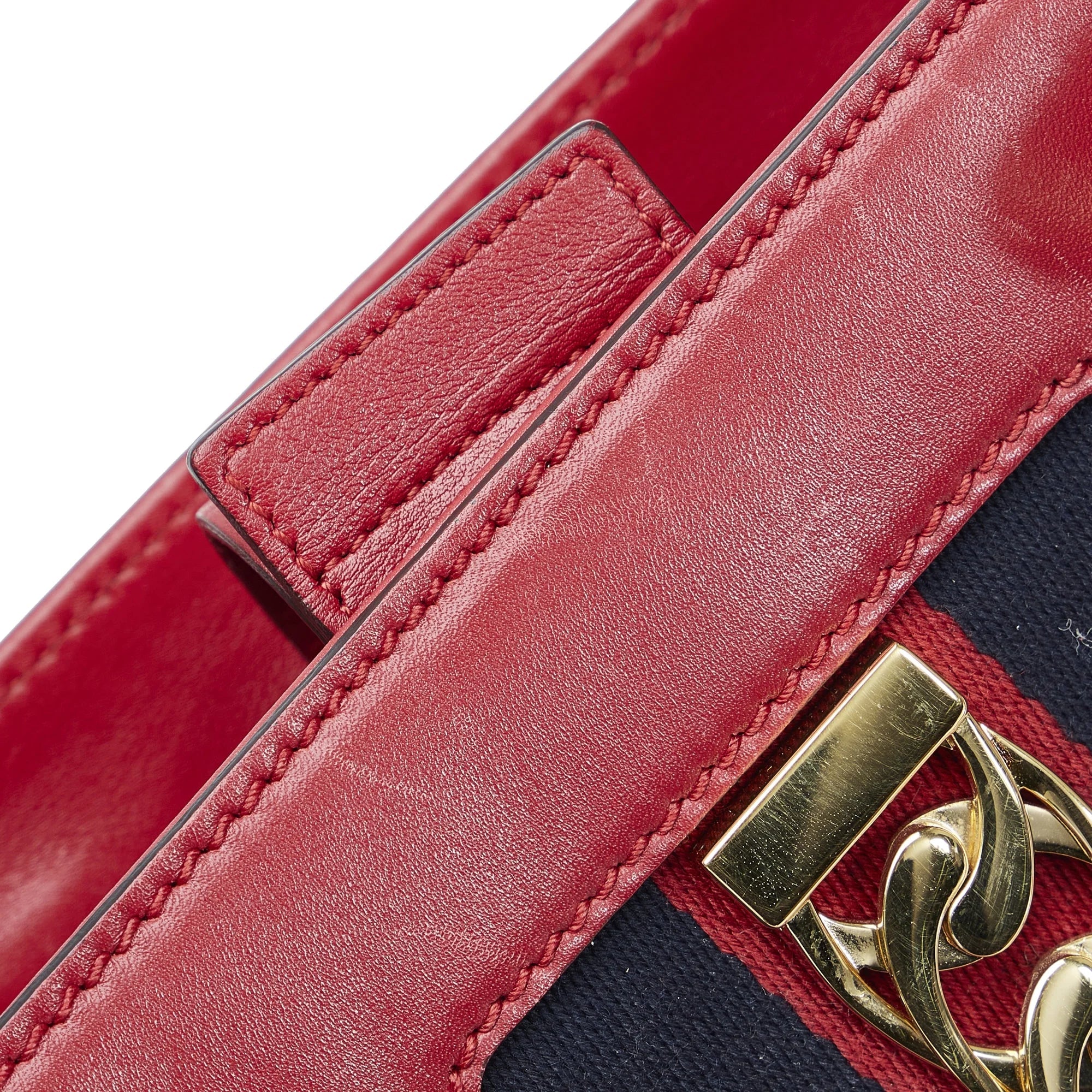 Pre-Owned Authenticated Gucci Sylvie Satchel Calf Leather Red Unisex (Good)