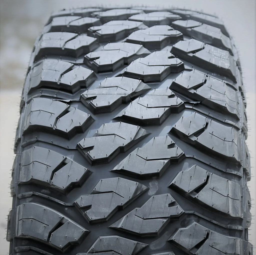 Atlander Roverclaw M/T I LT 305/70R17 Load E 10 Ply MT Mud Tire