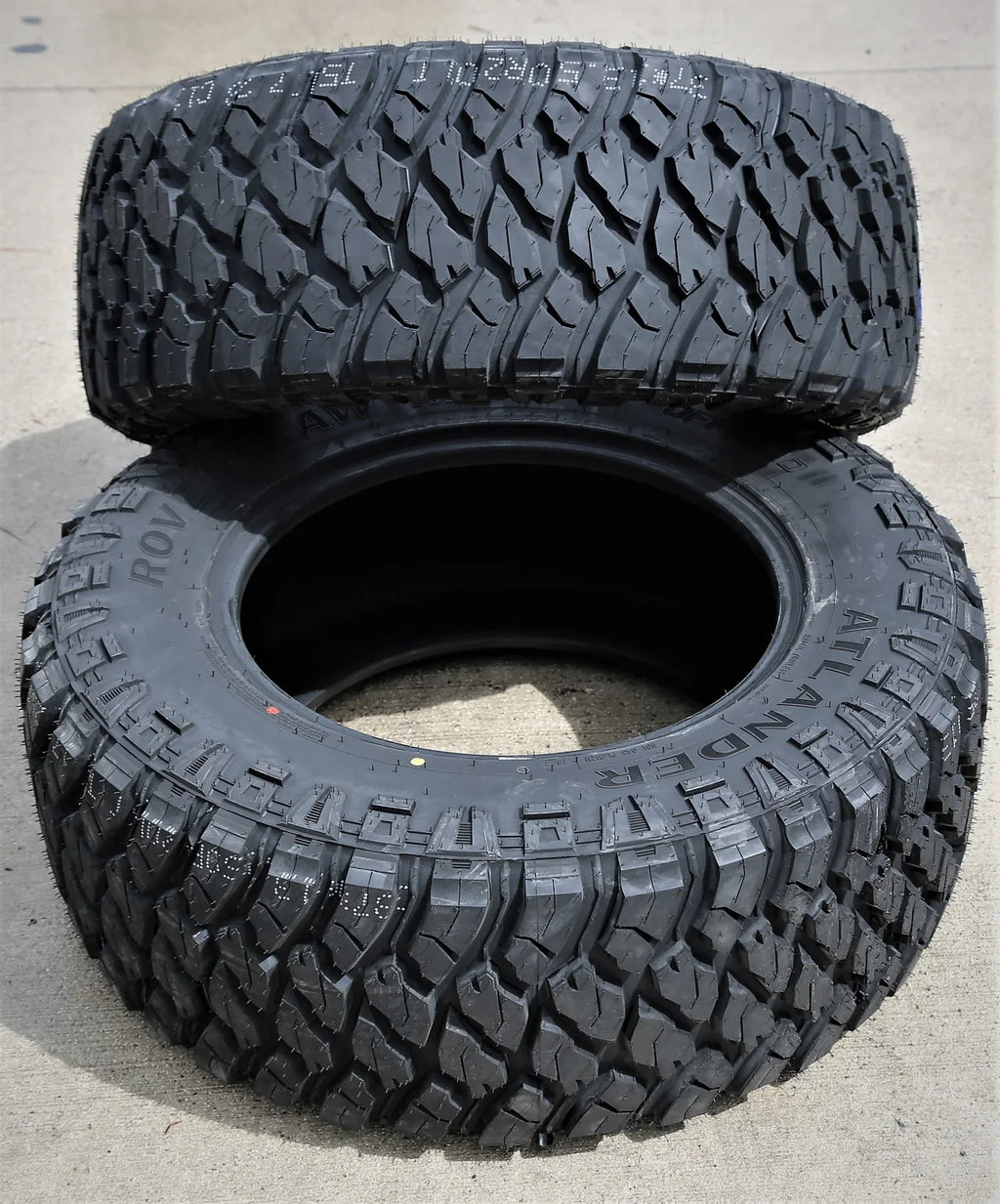 Atlander Roverclaw M/T I LT 305/70R17 Load E 10 Ply MT Mud Tire