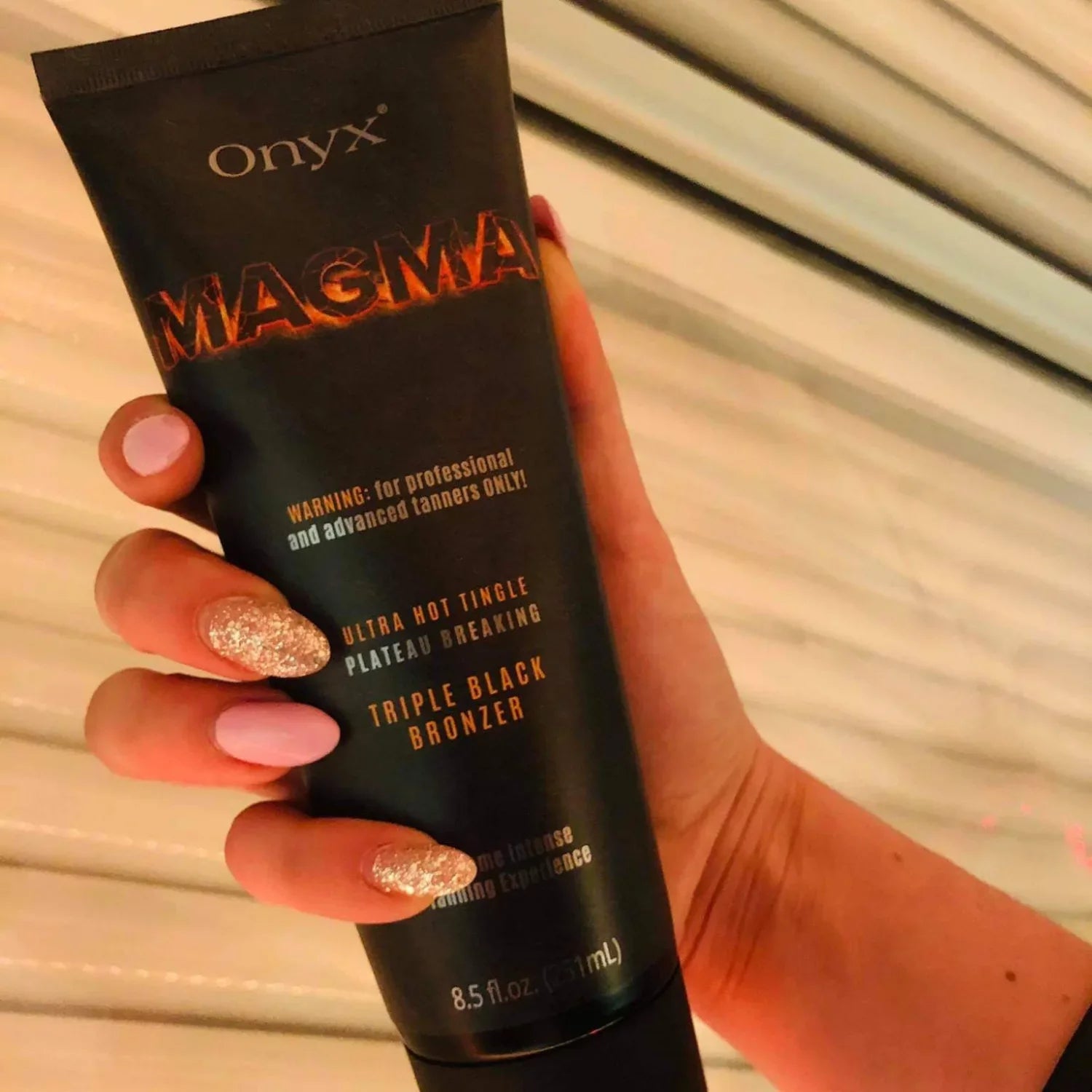 Onyx Magma Ultra Hot Triple Ebony Bronzer for Advanced Tanners Only