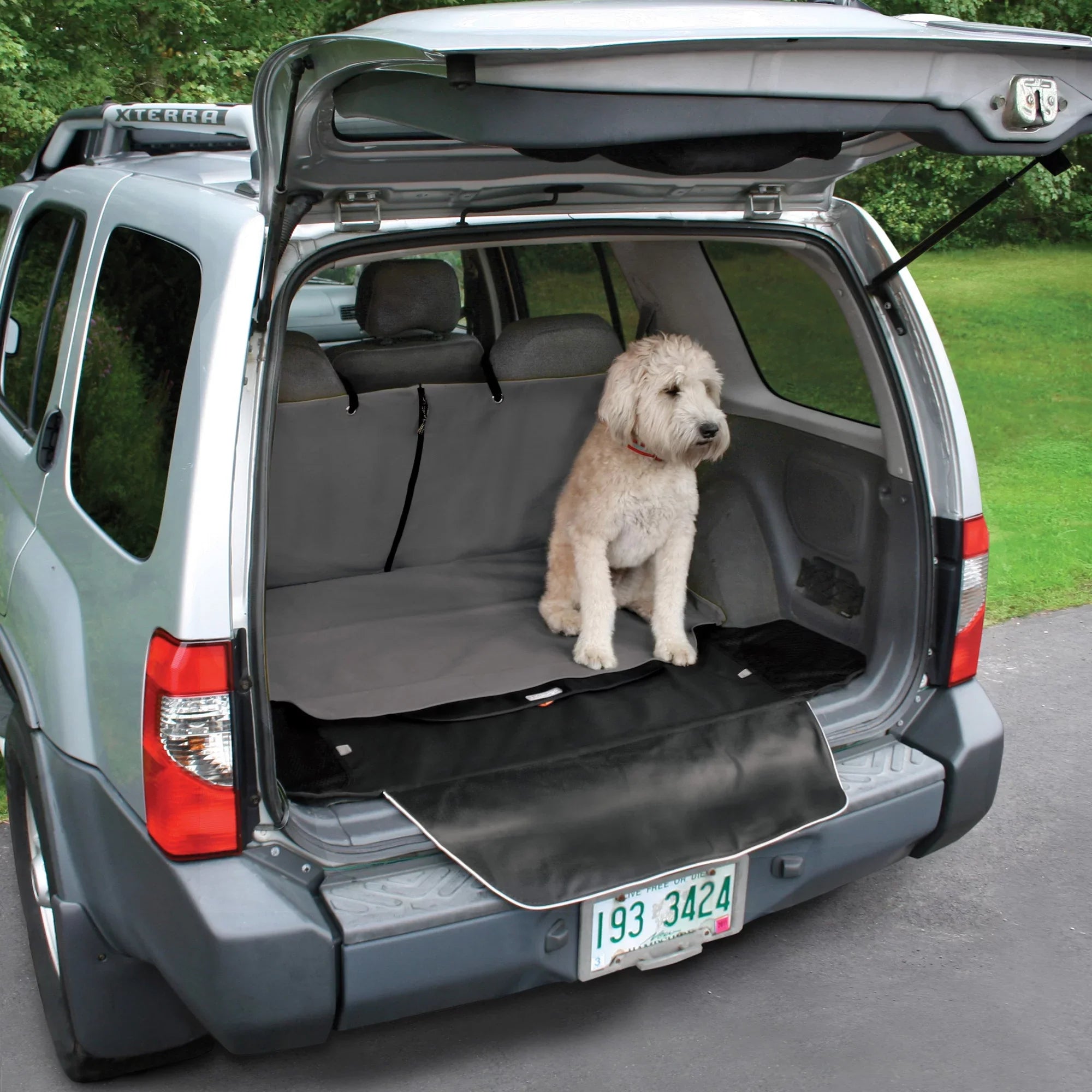 Kurgo Cargo Cape for Dogs, Pet Cargo Liner, Trunk Car Cover, Bumper Flap for Extra Protection, Water Resistant, Storage Pockets, For Cars, SUV, Trucks (Charcoal Grey)
