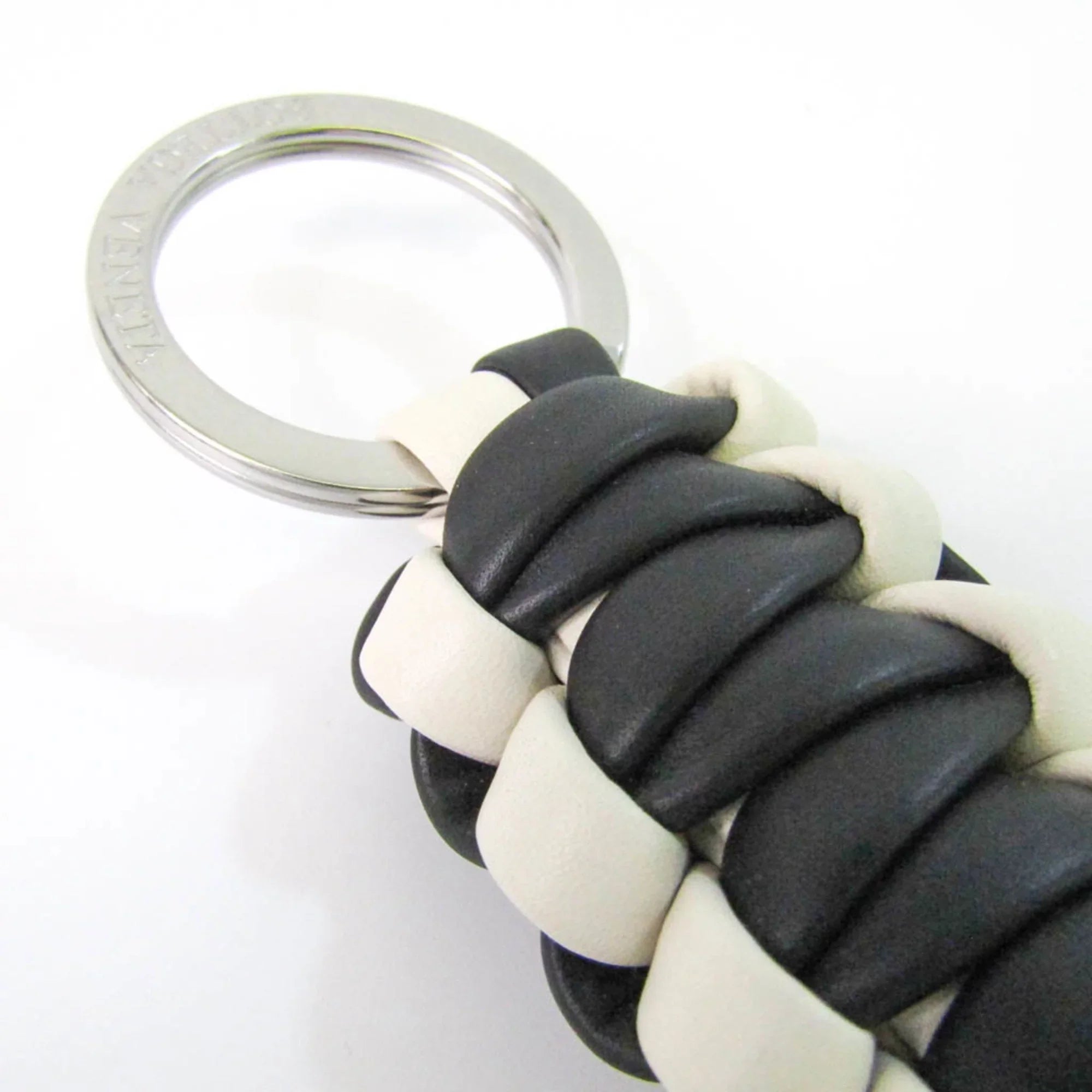 Pre-Owned Bottega Veneta Men,Women Handle Ebony (Good)